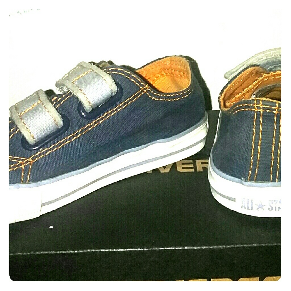 Converse toddler boys size US 7